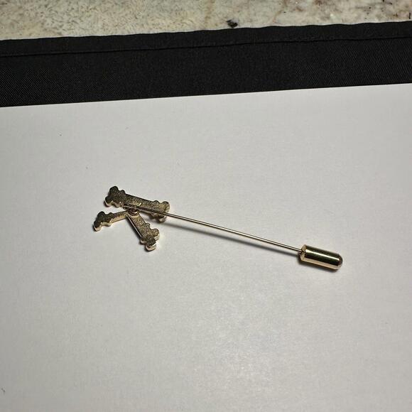 Letter / Initial K Monogram Lapel Stick Pin Gold Tone Metal - Picture 6 of 7